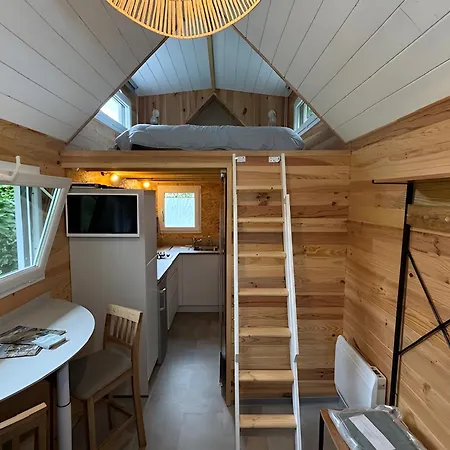 Tiny House Au Coeur De La Nature Bessuejouls