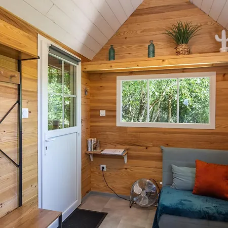 Tiny House Au Coeur De La Nature Bessuejouls